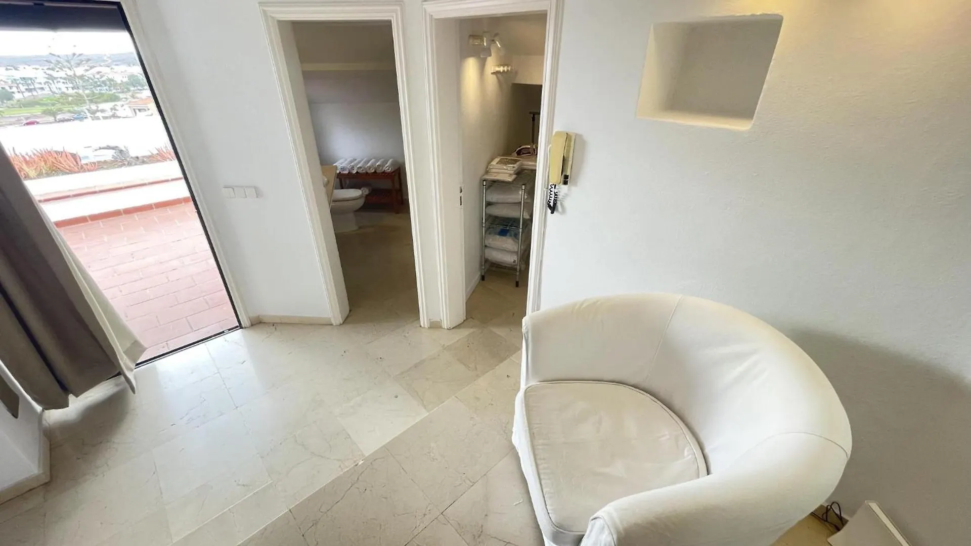 501.Serene Studio With Large Terrace And Pool San Miguel de Abona