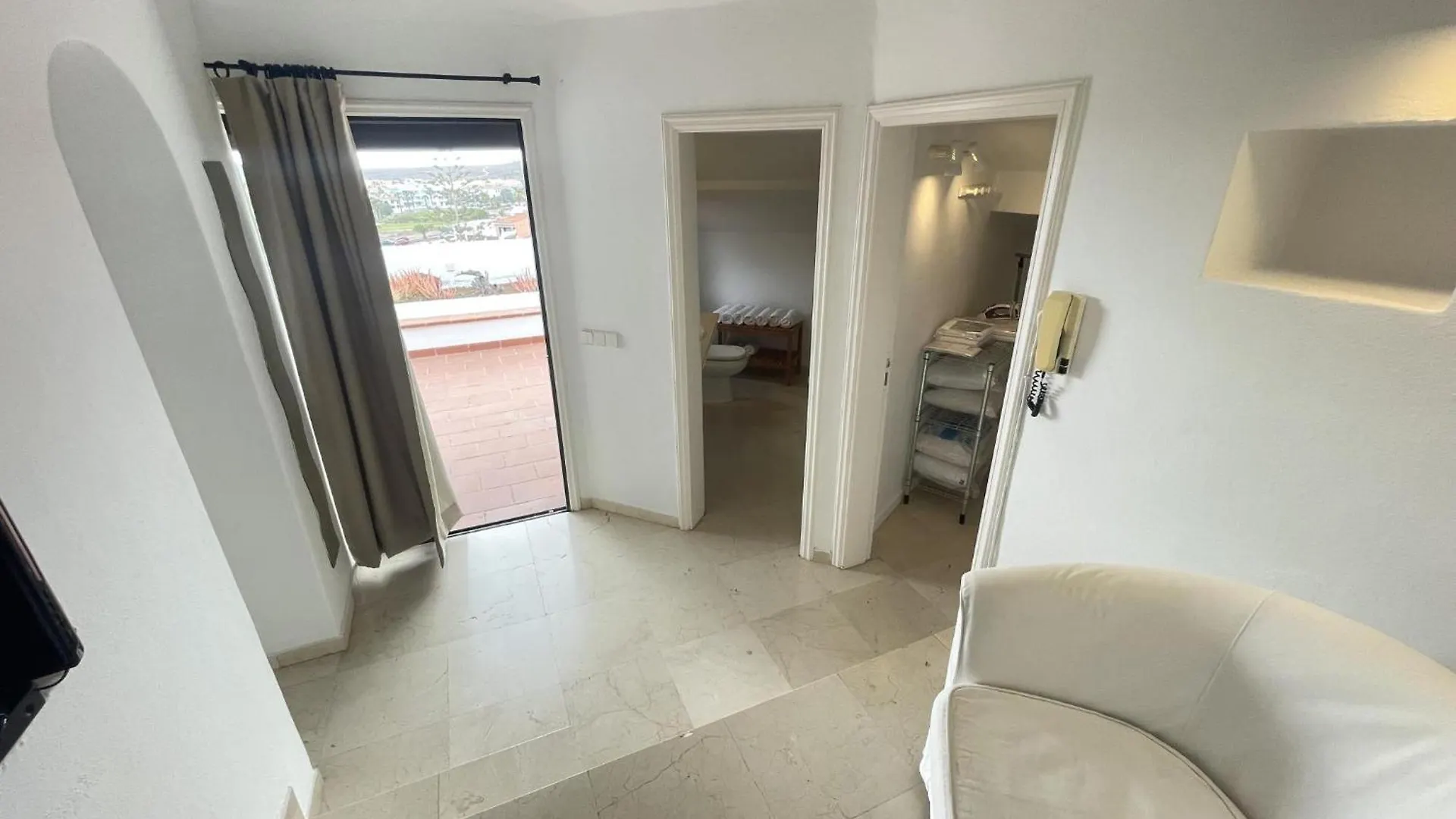 501.Serene Studio With Large Terrace And Pool San Miguel de Abona 0*,